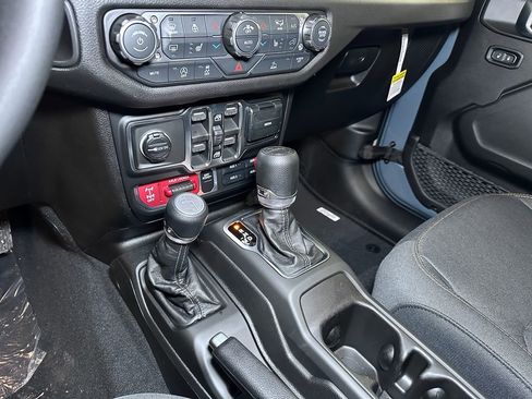 New 2026 Jeep Gladiator Willys image 29