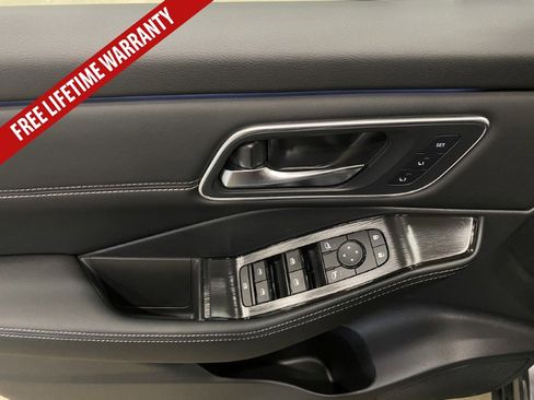 New 2026 Nissan Rogue Platinum w/ Platinum Premium Package AWD/4WD image 26
