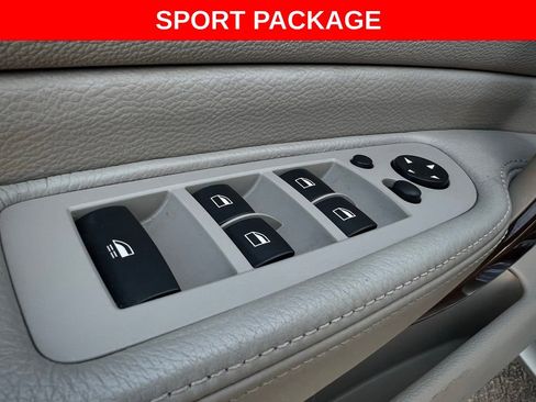 Used 2010 BMW 128i Convertible image 33