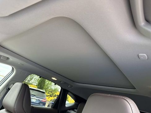 Used 2025 Nissan Murano Platinum AWD/4WD image 5
