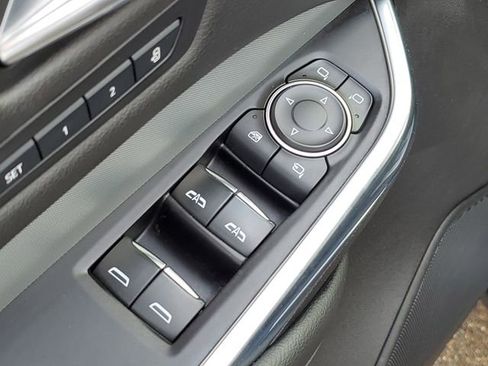 Used 2019 Cadillac XT4 Premium Luxury w/ Cold Weather Package image 20