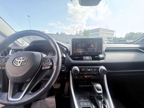 Used 2019 Toyota RAV4 XLE Premium w/ Advanced Technology Package FWD image 17