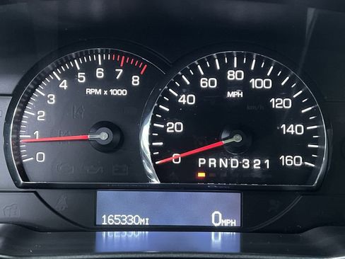 Used 2010 Cadillac DTS FWD image 19