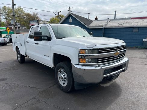 Used 2015 Chevrolet Silverado 2500 W/T w/ WT Convenience Package AWD/4WD image 6
