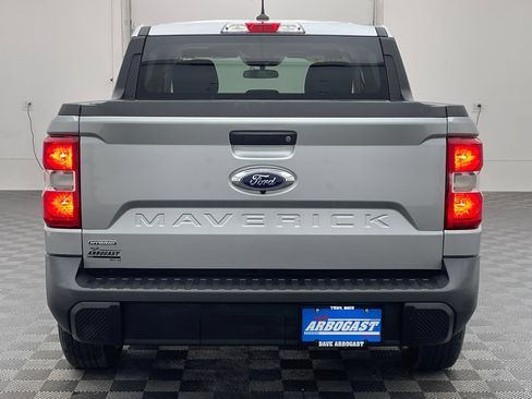 Used 2024 Ford Maverick XLT FWD image 8