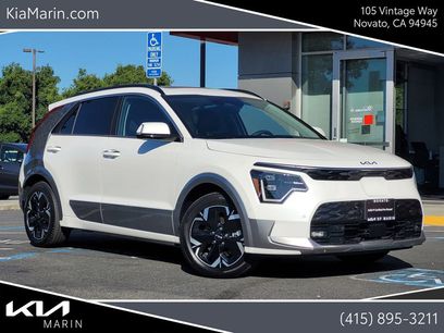 Used 2024 Kia Niro Wave w/ Wave Preserve Package