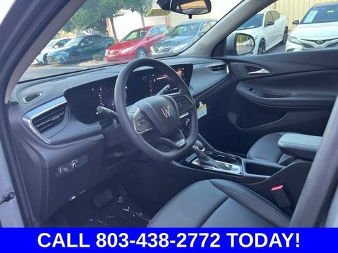 Used 2025 Buick Encore GX Sport Touring w/ Advanced Technology Package FWD image 6