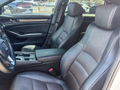 Used 2019 Honda Accord Sport image 38