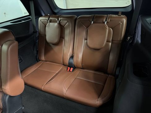 Certified 2025 Lincoln Aviator Reserve w/ Jet Appearance Package AWD/4WD image 32