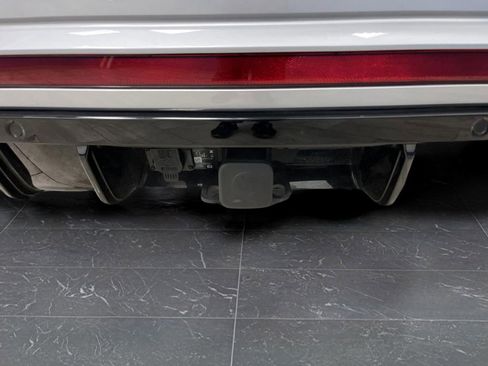 Used 2024 Volkswagen Atlas Cross Sport SEL Premium R-Line image 36