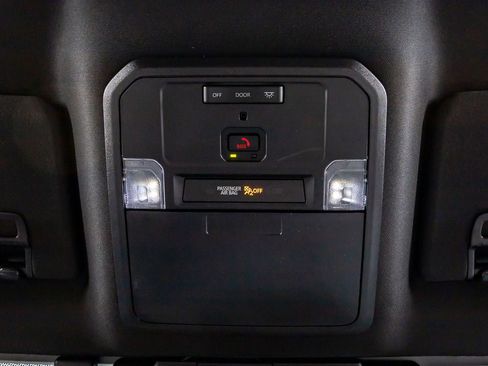 Used 2025 Toyota Tacoma TRD Off-Road image 29