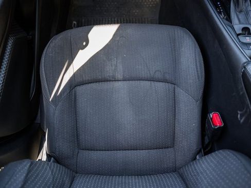 Used 2018 Toyota C-HR XLE image 27