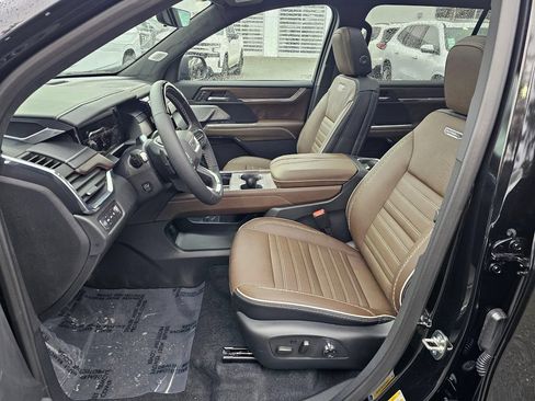 Used 2026 GMC Acadia Denali Ultimate AWD/4WD image 23
