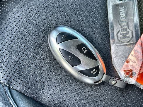 Used 2024 Hyundai Santa Fe Limited image 20