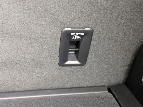 New 2026 Chevrolet Equinox EV RS image 32