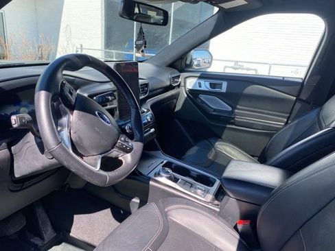 Used 2022 Ford Explorer ST w/ Equipment Group 401A image 5