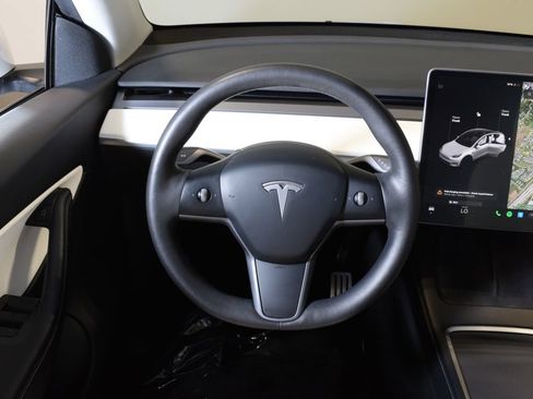 Used 2021 Tesla Model Y Performance AWD/4WD image 15