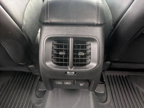 Used 2021 Jeep Cherokee High Altitude AWD/4WD image 15