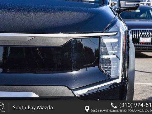 Used 2024 Kia EV9 Wind image 4