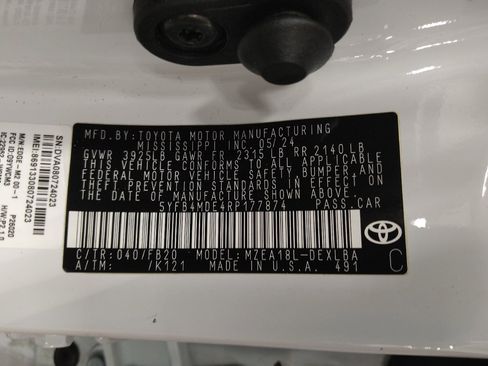 Used 2024 Toyota Corolla LE FWD image 33