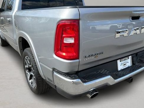 Used 2025 RAM 1500 Laramie AWD/4WD image 35