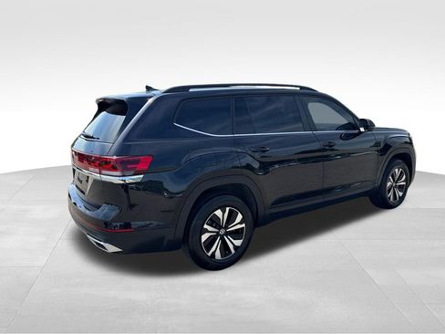 Used 2025 Volkswagen Atlas SE FWD image 6