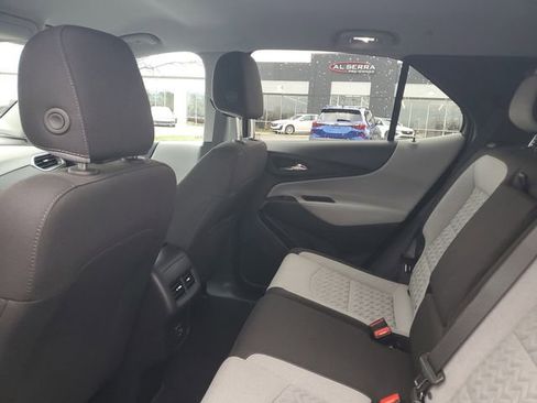 Certified 2024 Chevrolet Equinox LS w/ LS Convenience Package image 9