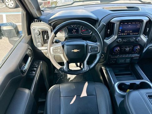 Certified 2022 Chevrolet Silverado 2500 LTZ w/ LTZ Convenience Package AWD/4WD image 20