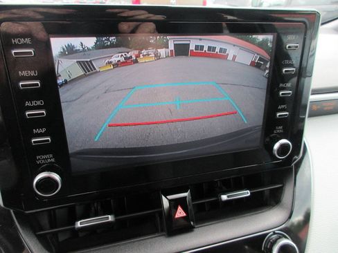 Used 2020 Toyota Corolla SE FWD image 21