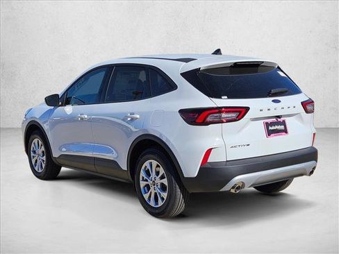 New 2026 Ford Escape Active image 9