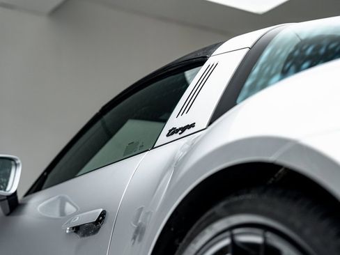 Certified 2024 Porsche 911 Targa 4 GTS image 34