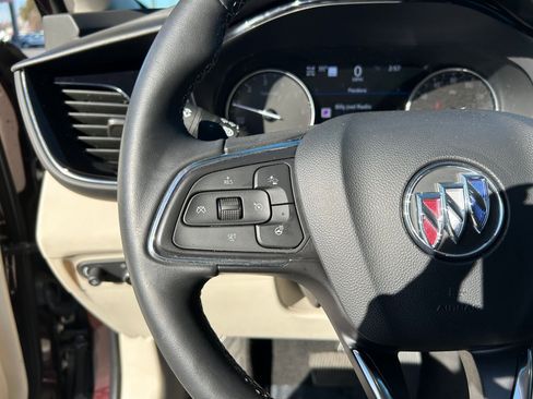 Used 2023 Buick Envision Avenir image 14