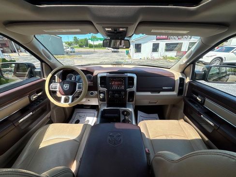 Used 2016 RAM 1500 Laramie w/ Convenience Group AWD/4WD image 19