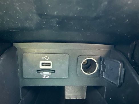 Used 2016 Ford Explorer Limited AWD/4WD image 40
