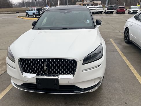 Used 2020 Lincoln Corsair Reserve w/ Equipment Group 201A image 12