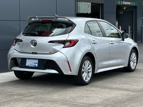 Used 2026 Toyota Corolla SE FWD image 3
