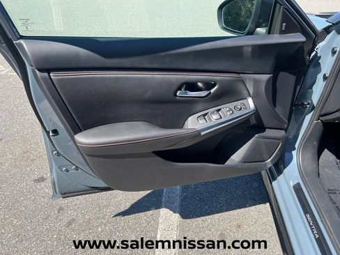 Certified 2025 Nissan Sentra SR w/ Midnight Edition FWD image 15