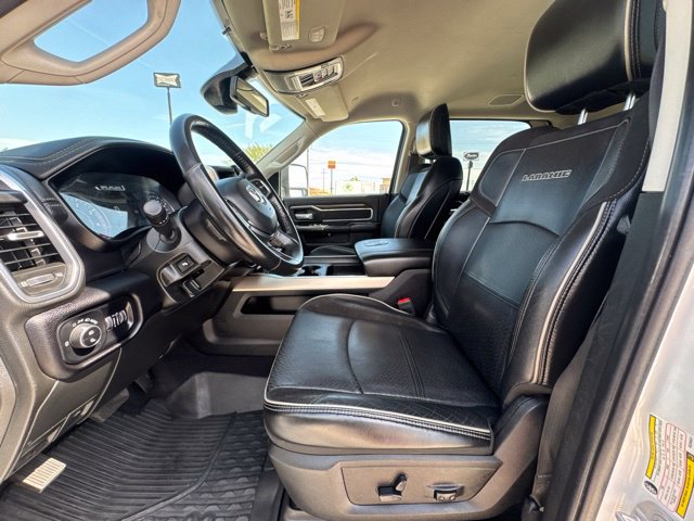 Used 2024 RAM 2500 Laramie AWD/4WD image 2