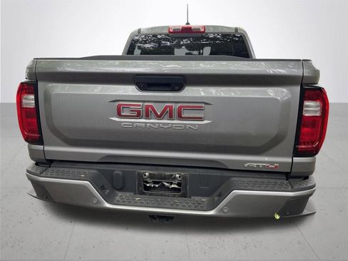 Used 2024 GMC Canyon AT4 w/ Technology Package AWD/4WD image 5