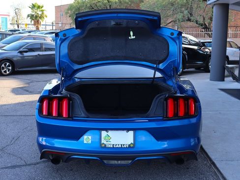 Used 2017 Ford Mustang Premium RWD image 22