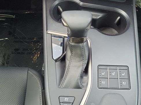 Used 2023 Lexus UX 250h FWD w/ Accessory Package (Z1) image 15