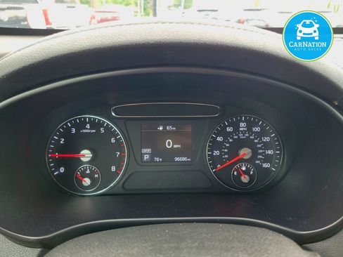 Used 2019 Kia Sorento AWD V6 image 19