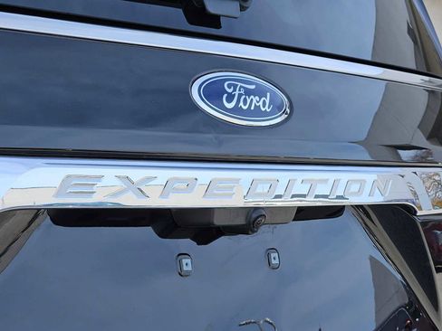 Used 2020 Ford Expedition XLT w/ Equipment Group 202A image 13
