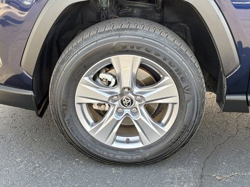 Certified 2025 Toyota RAV4 XLE AWD/4WD image 9