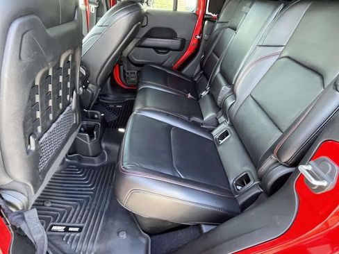 Used 2023 Jeep Gladiator Rubicon w/ LED Lighting Group AWD/4WD image 14