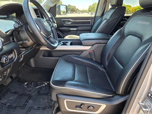 Used 2022 RAM 1500 Laramie AWD/4WD image 26