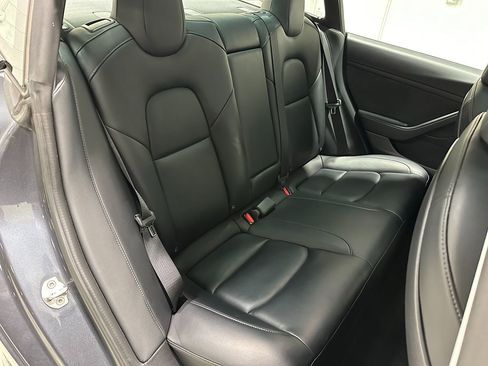 Used 2022 Tesla Model 3 Long Range image 15