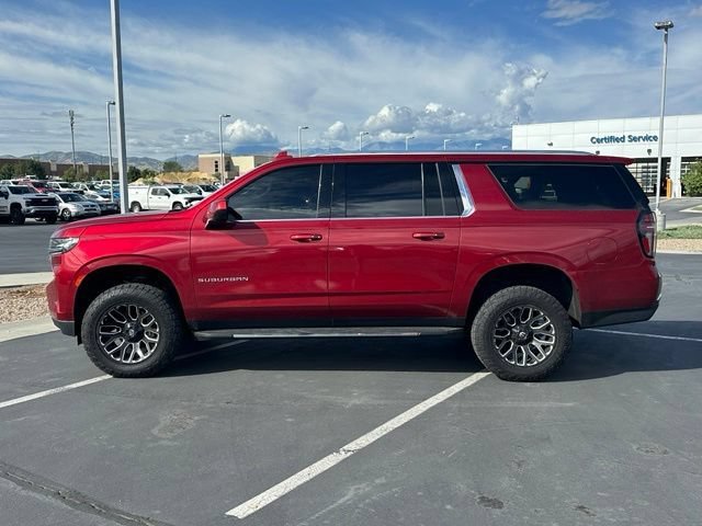 Used 2021 Chevrolet Suburban LT w/ Rear Media and Nav Package AWD/4WD image 2