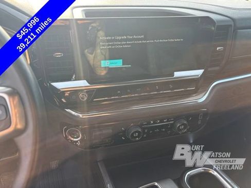 Used 2024 Chevrolet Silverado 1500 LT Trail Boss w/ Convenience Package II AWD/4WD image 22