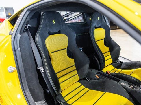 Used 2015 Ferrari 458 Speciale Coupe RWD image 51